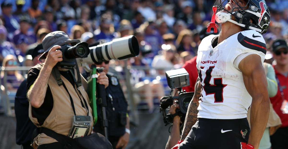 The Day After the Day After: Houston Texans flatten the Baltimore Ravens 44-10