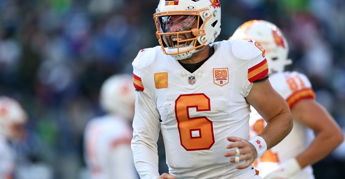 NFL FedEx Air & Ground Player of the Week: Bucs QB Baker Mayfield