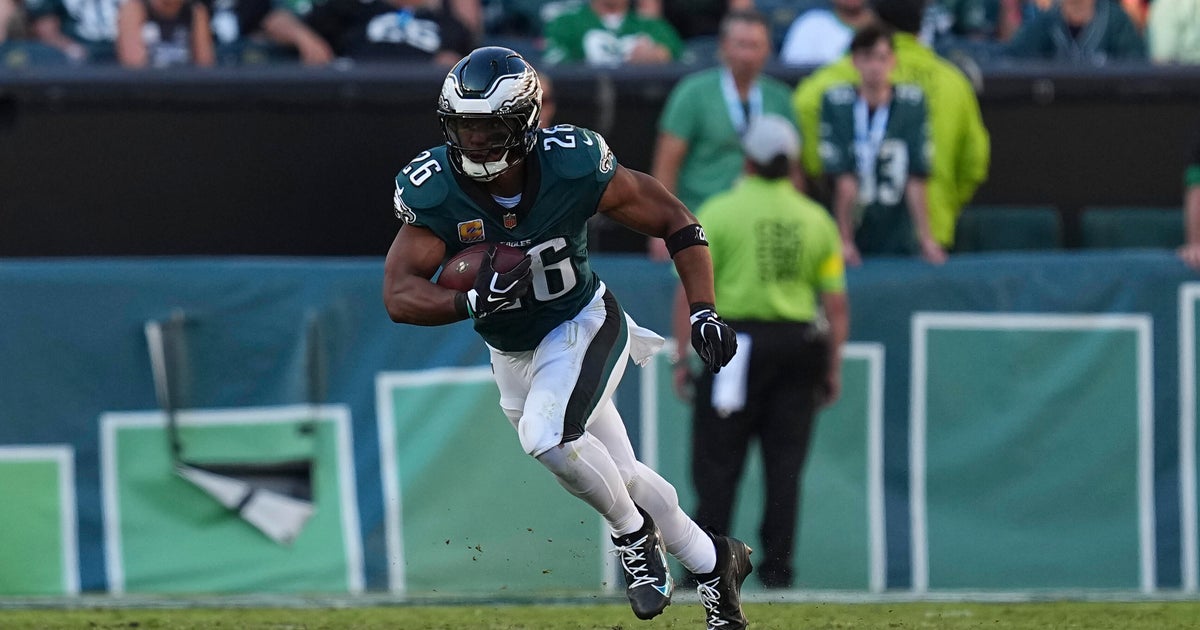 Eagles RB Saquon Barkley says he'll play vs. Giants on Thursday after popping up on injury report