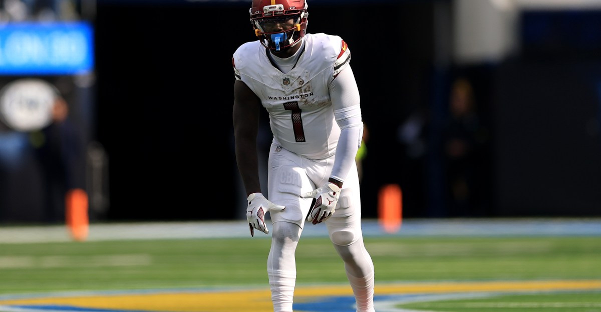 Monday Night Football thread: Jake Moody could kick off to Deebo Samuel tonight