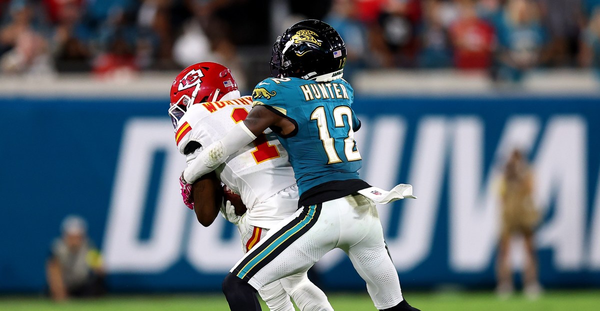 Travis Hunter Has Best Game As Pro Against Chiefs