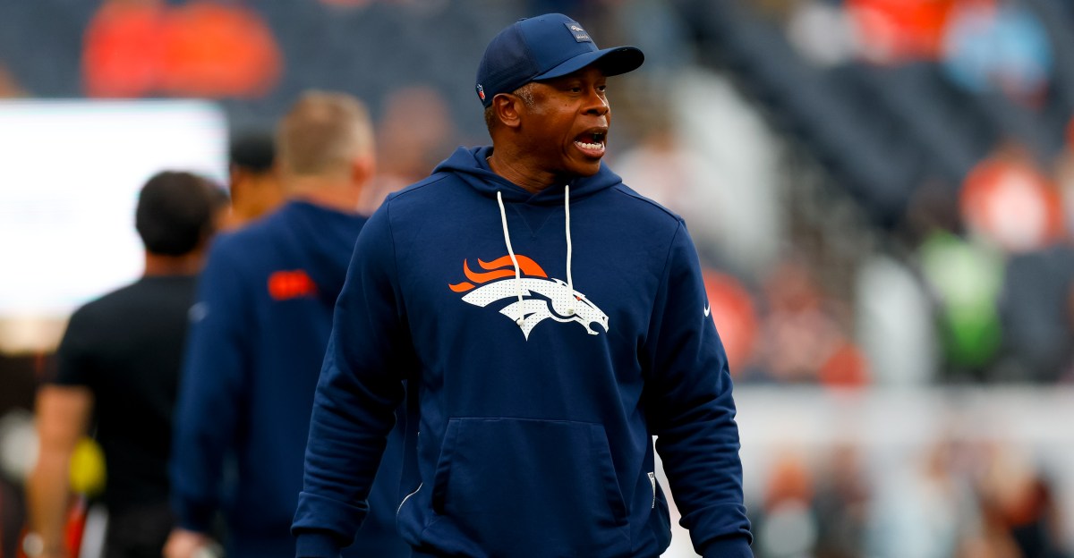 Dallas Cowboys scouting report: Breaking down the Broncos defense