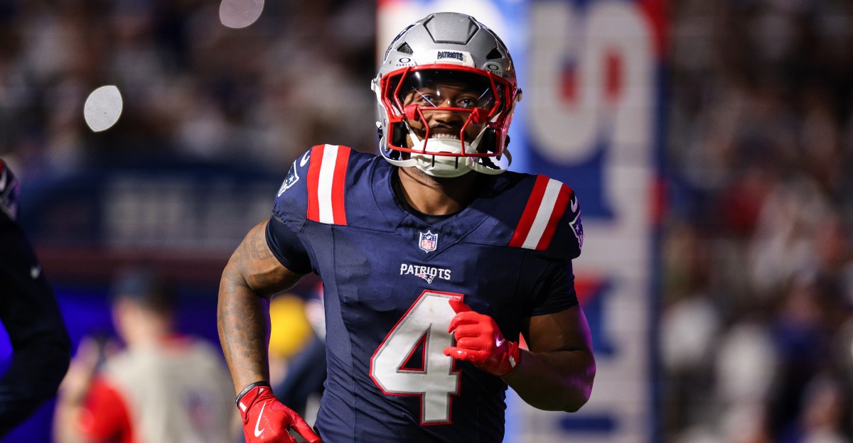 Patriots officially place veteran running back on injured reserve