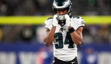 Eagles open up a roster spot
