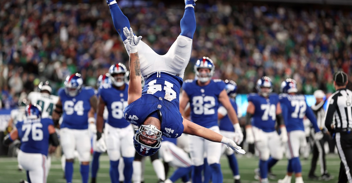 NFC East update: Commanders, Cowboys waste a Giant gift