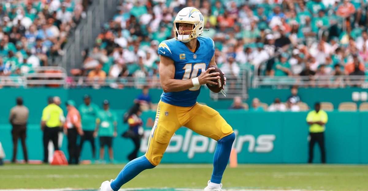 Chargers Power Rankings: Bolts see minimal rise after win over Dolphins