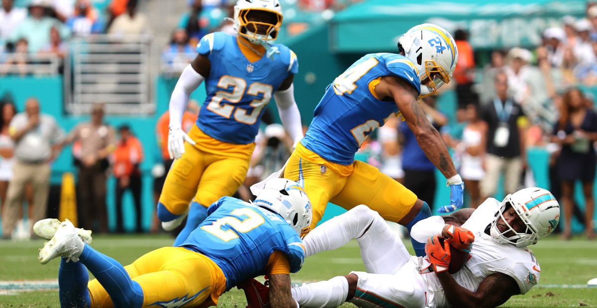 Best and worst PFF grades from Chargers-Dolphins: Secondary stands out in narrow victory