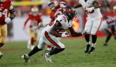 Bucs Jamel Dean earns Week 6 honors for his performance against 49ers