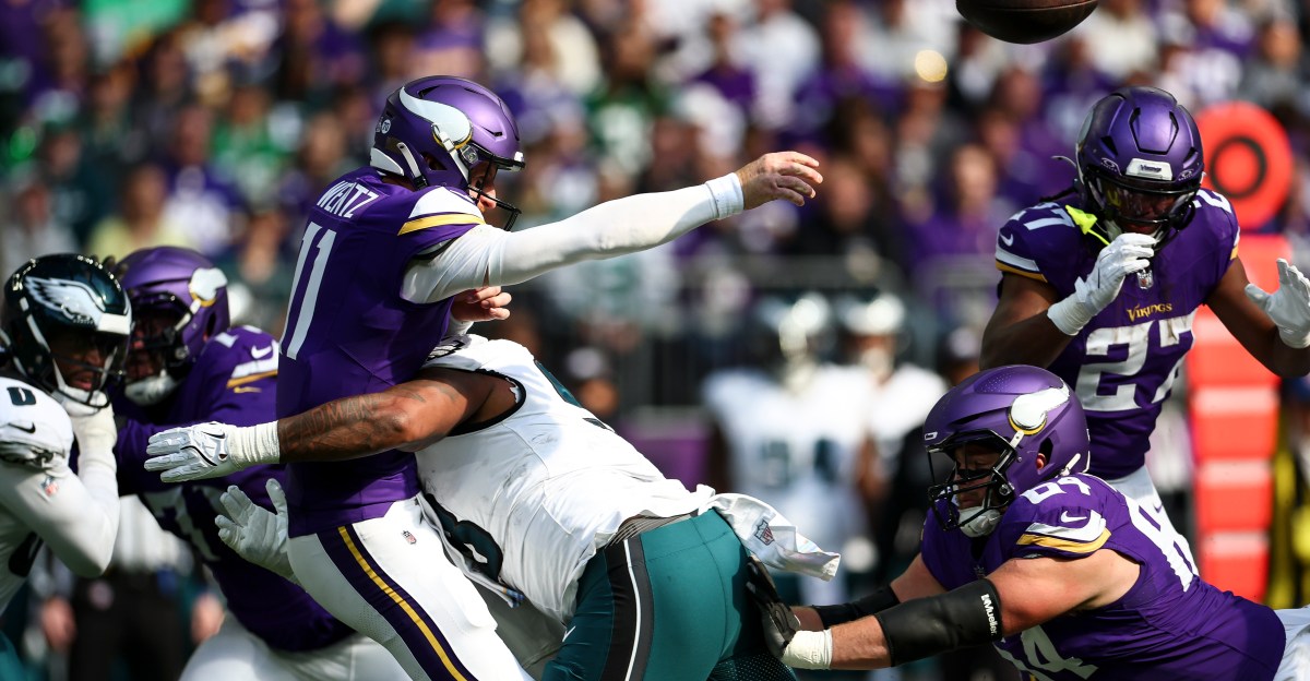 Vic Fangio’s depleted defense is figuring it out