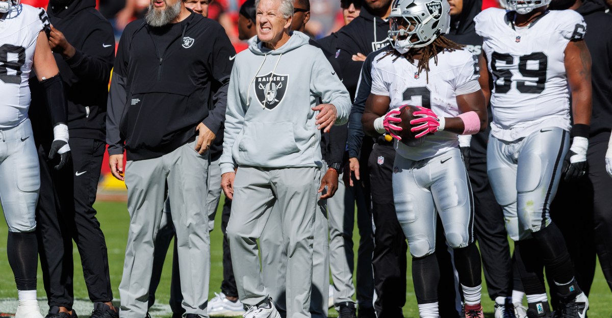 Raiders Reacts Survey Week 8: What is your confidence in the team’s direction?