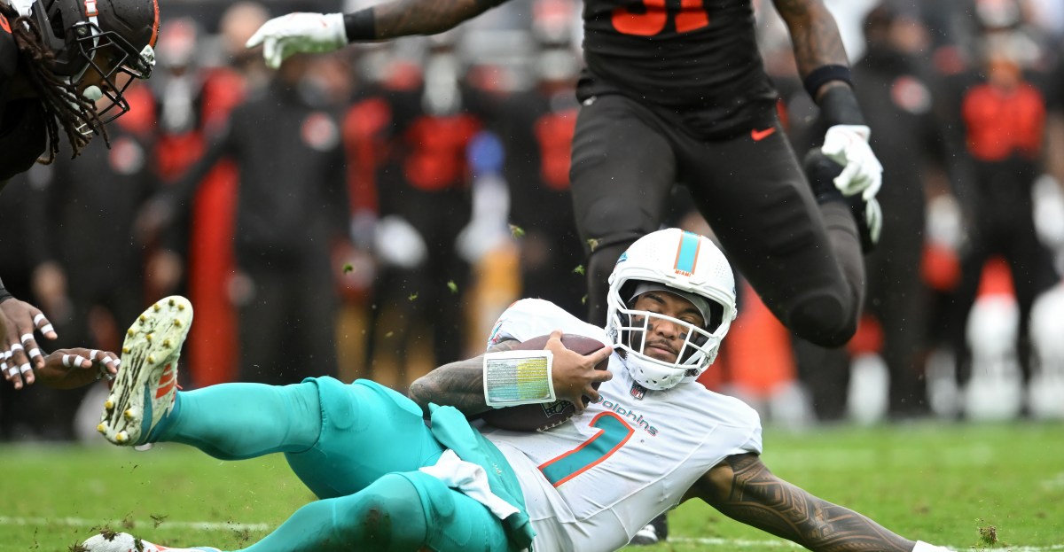 Miami Dolphins News - Dolphins continue to find ways to embarrass themselves