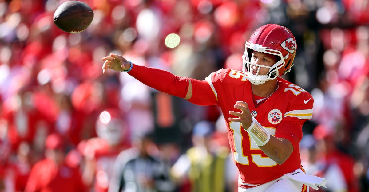 Chiefs News 10/24: Mahomes is benefitting from showing patience