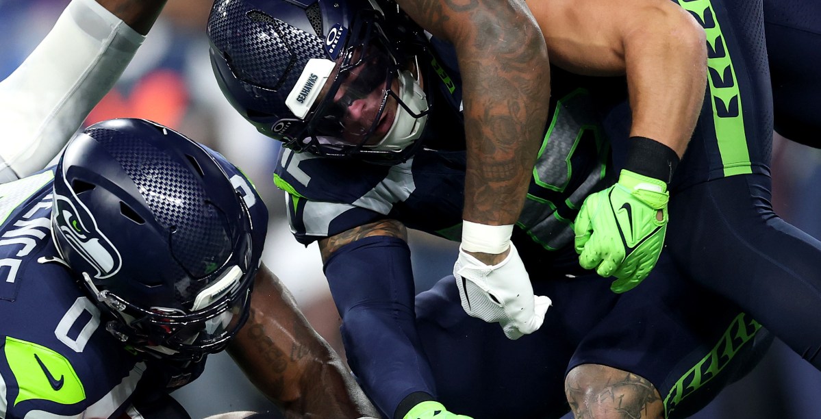 Defense bails out Seattle Seahawks in unbelievably stupid win over Texans