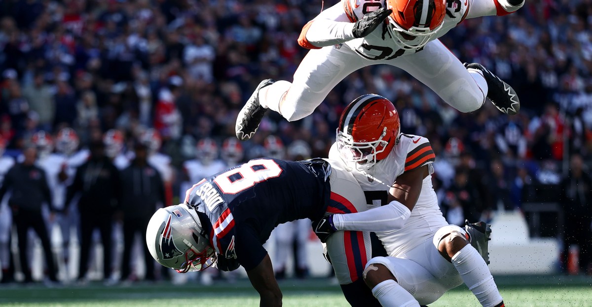 Cleveland Browns vs. New England Patriots Week 8 live game message board and fan discussion