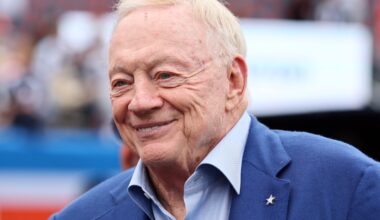 Dallas Cowboys trade rumors: Broncos loss means team should avoid big move