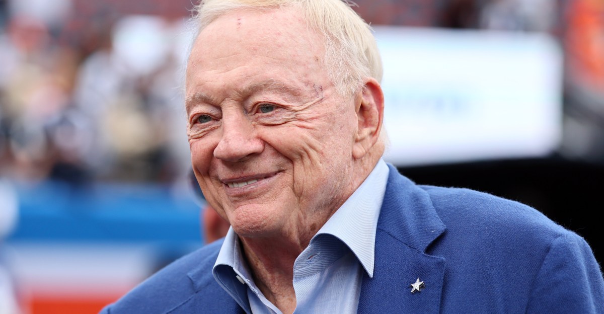 Dallas Cowboys trade rumors: Broncos loss means team should avoid big move
