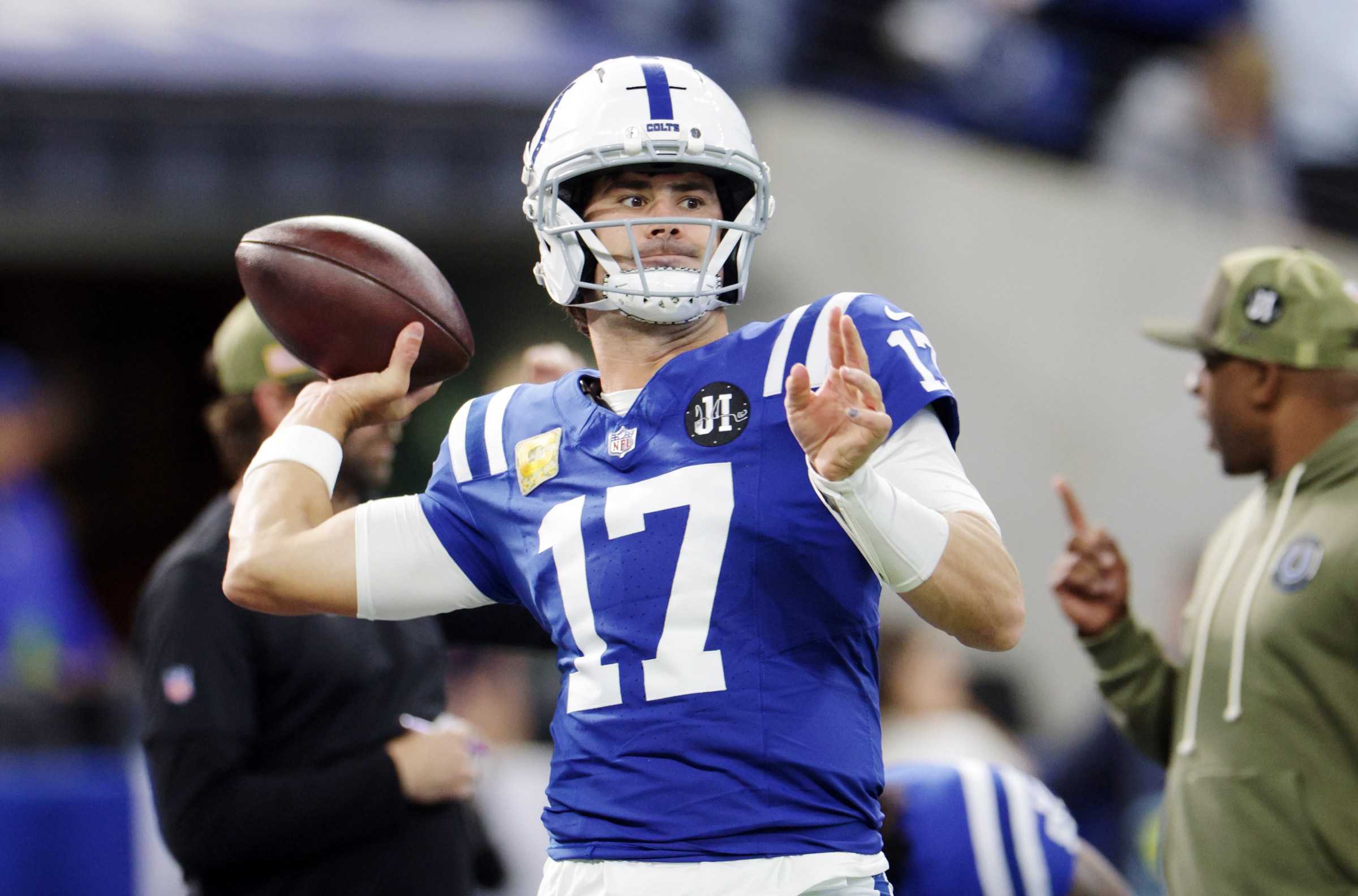 INDIANAPOLIS, INDIANA - OCTOBER 26: Daniel Jones #17 of the Indianapolis Colts warms up before a game against the Tennessee Titans at Lucas Oil Stadium on October 26, 2025 in Indianapolis, Indiana. (Photo by Michael Hickey/Getty Images)