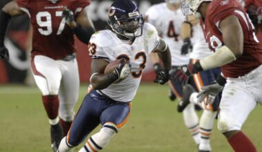 Watch 2006 Bears- Cardinals game with Brian Urlacher, Kyle Brandt, and Sebastian Maniscalco