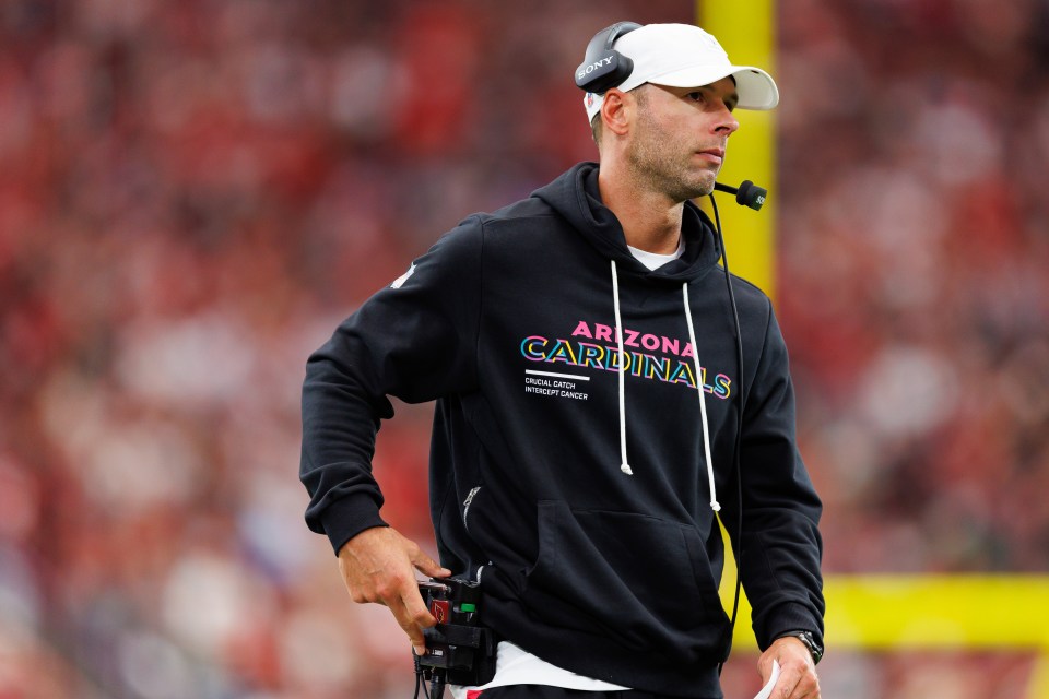 A picture of Jonathan Ganon on the sidelines 