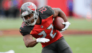 Doug Martin, former Buccaneers All-Pro running back, dies at 36