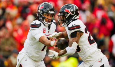 Bet on every Lions-Buccaneers, Texans-Seahawks at best betting apps, sites