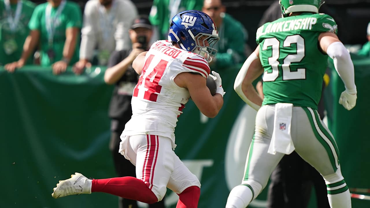 Rookie suffers dislocated ankle; 'all went well' with surgery