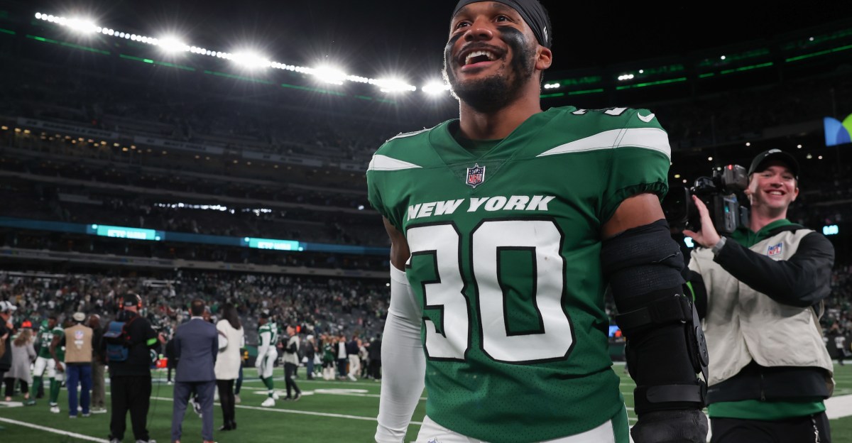 Eagles-Jets trade: Philadelphia acquires Michael Carter II