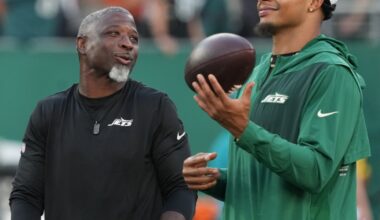 Aaron Glenn still isn’t naming his starting quarterback for the Jets’ Week 8 game against the Bengals