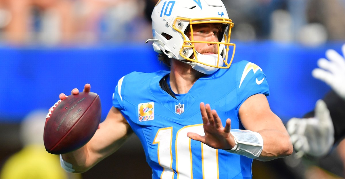 Best and worst PFF grades from Chargers-Commanders: Justin Herbert can only do so much