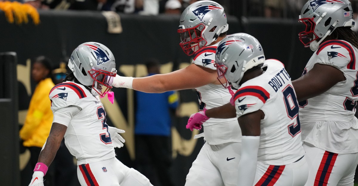 NFL playoff picture: Patriots overtake Bills for AFC East lead