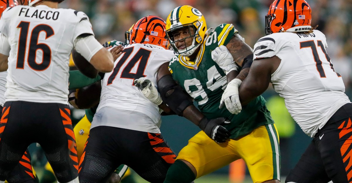 Karl Brooks carried the load for Packers defensive tackles