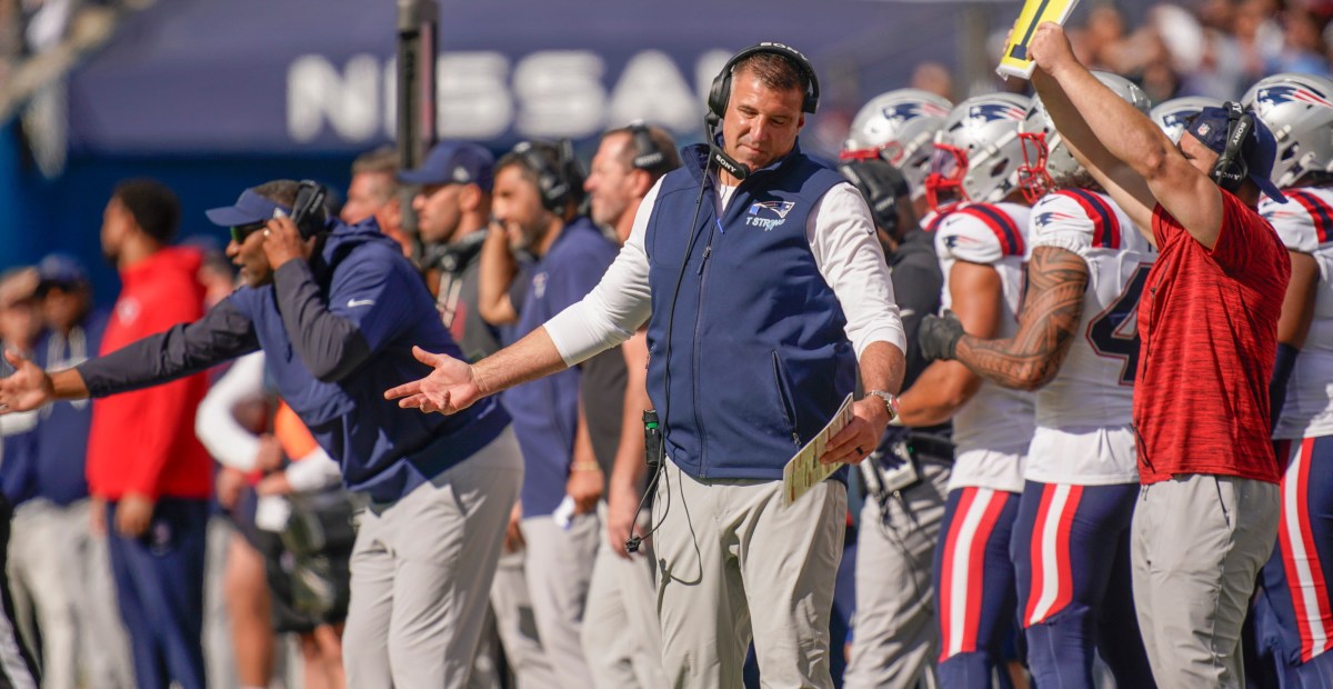 Patriots Mailbag: What is behind the slow defensive starts?