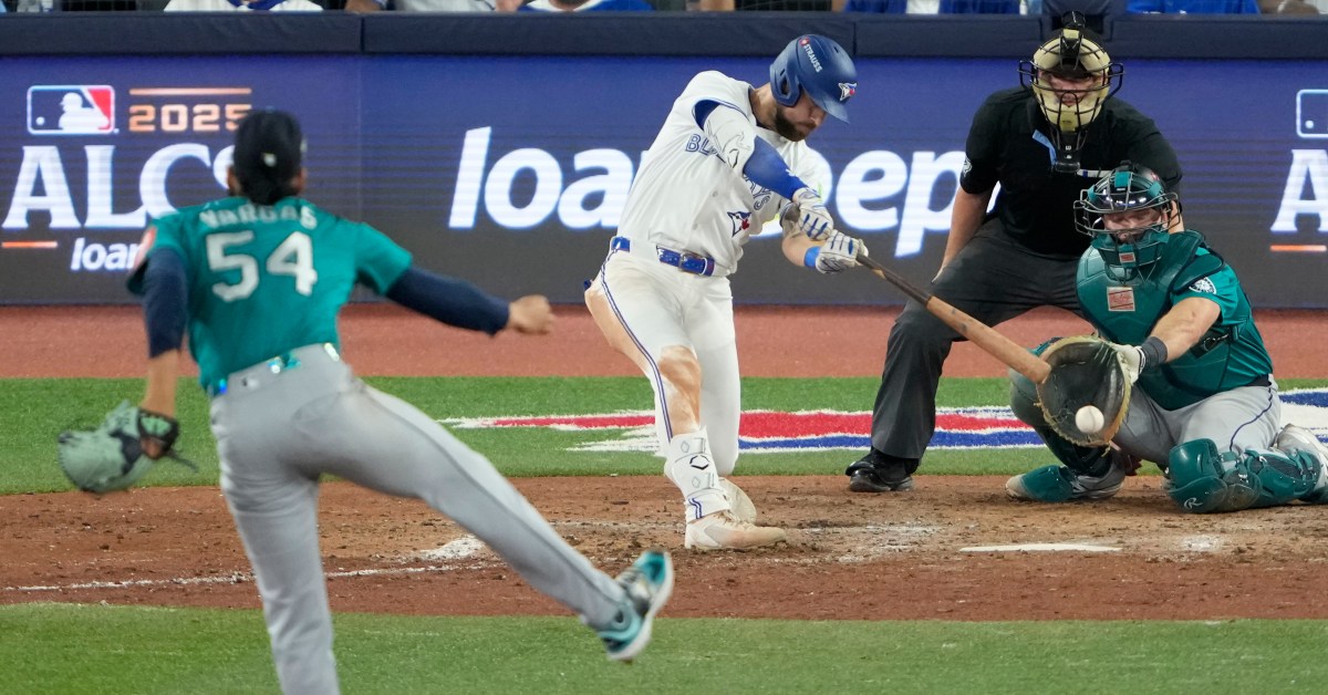 Seahawks vs. Texans to clash with Seattle Mariners’ World Series bid