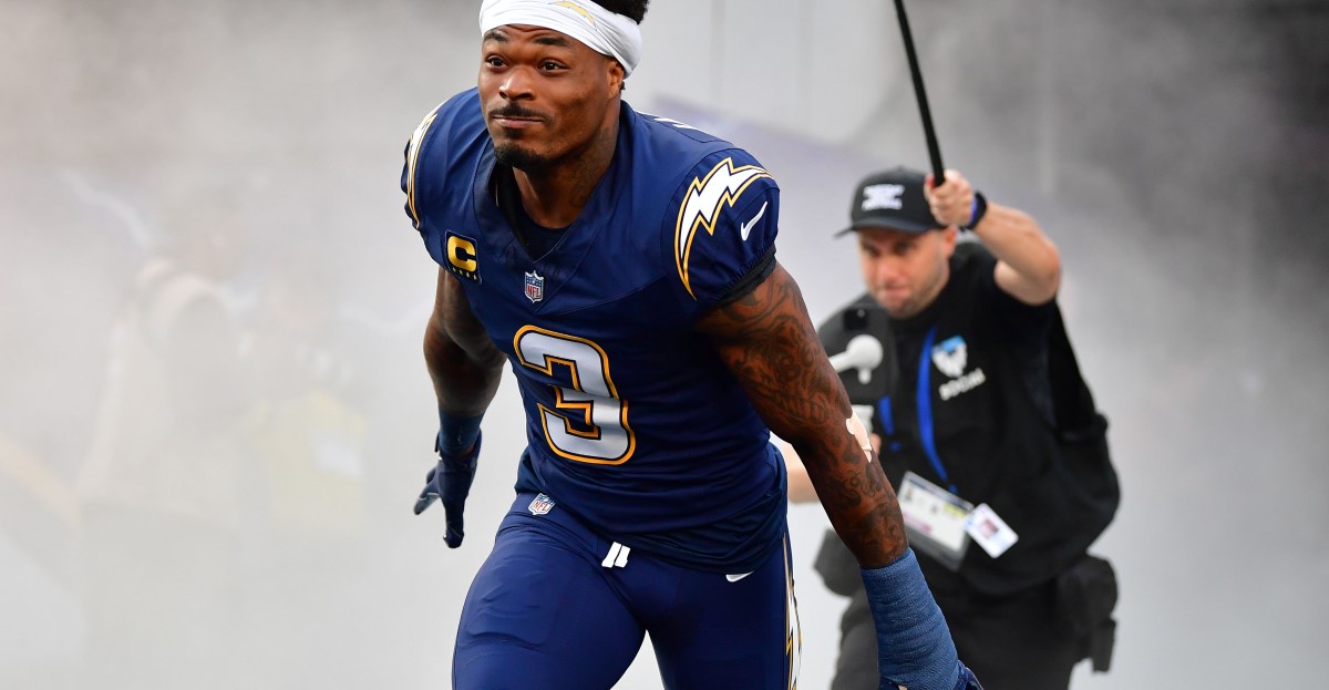Chargers S Derwin James suffered low ankle sprain, could miss little to no time