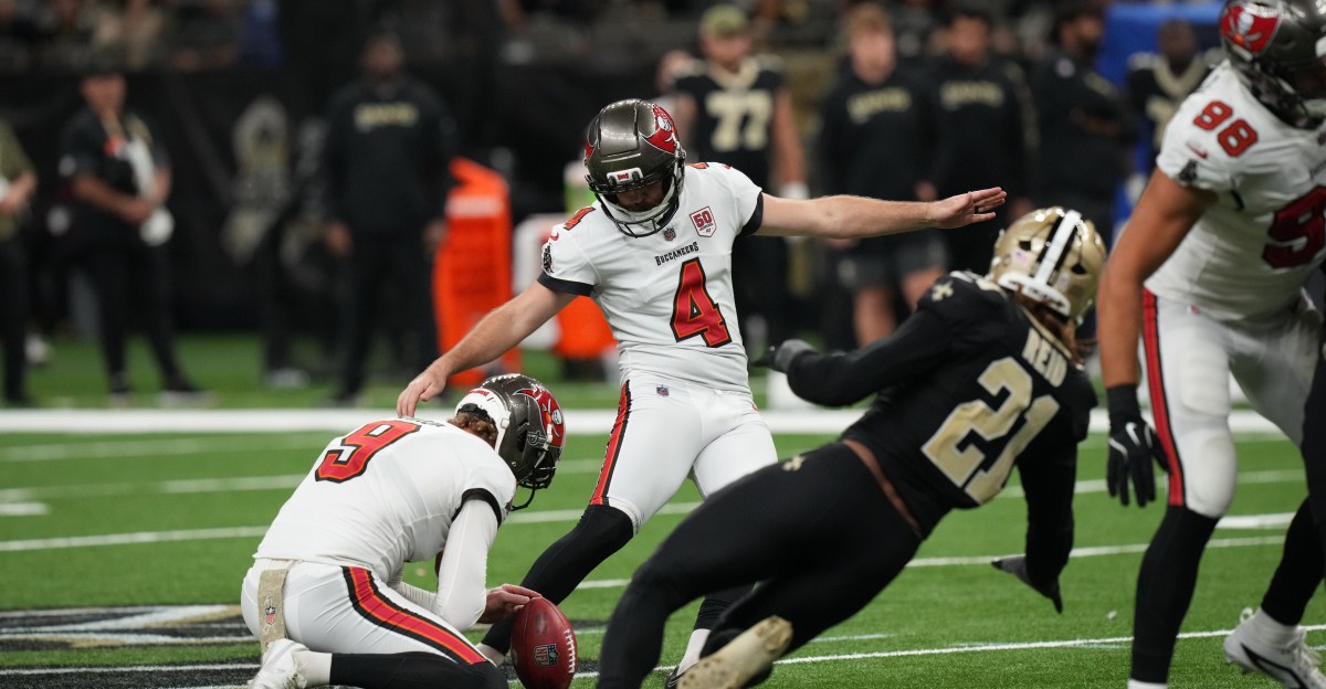 Bucs Anthony Nelson, Chase McLaughlin earn Player of the Week honors