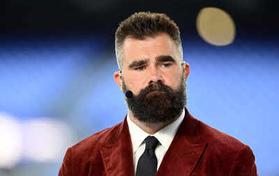 “They don’t know the rule” — Jason Kelce snaps at critics as Travis Kelce’s touchdown fuels outrage in Kansas City Chiefs’ loss to Jacksonville Jaguars