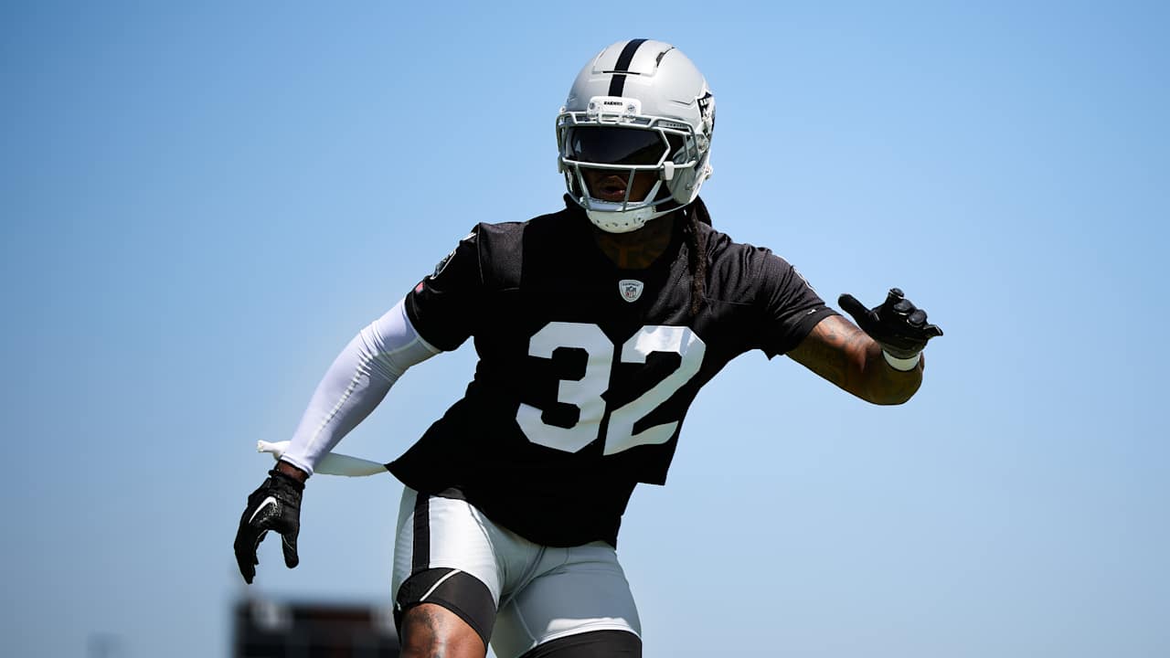 Raiders safety Lonnie Johnson Jr. returns to practice