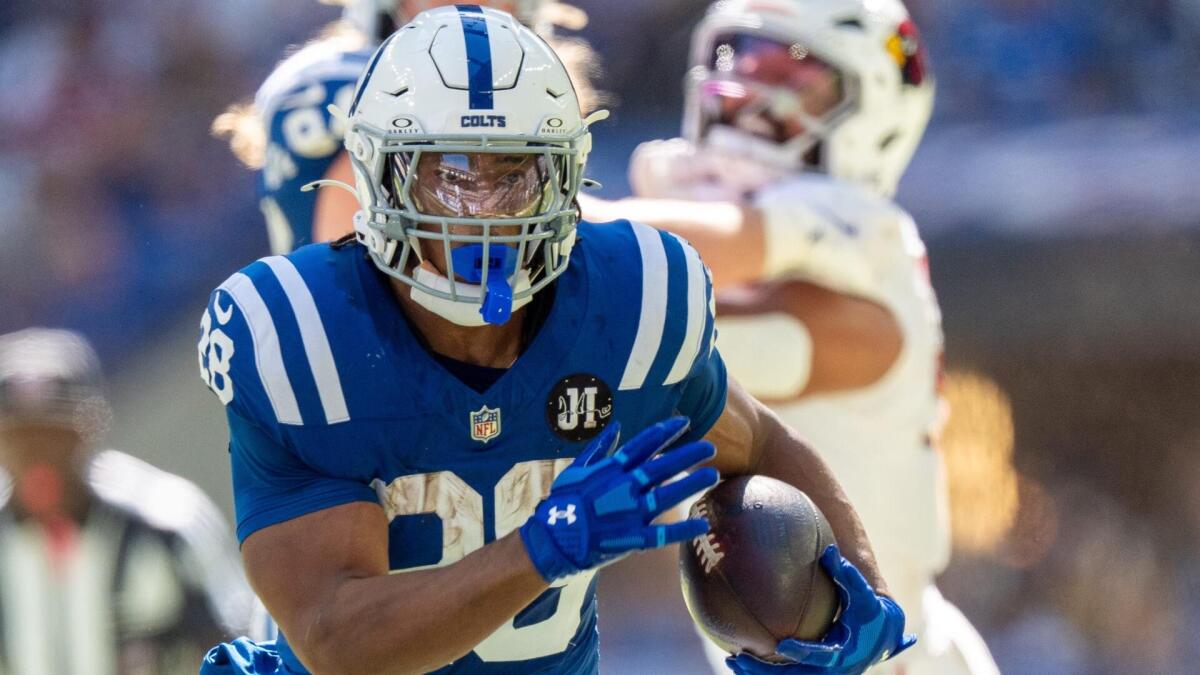 FanDuel running back props: Top Week 7 player prop picks include Jonathan Taylor, Jordan Mason, De'Von Achane