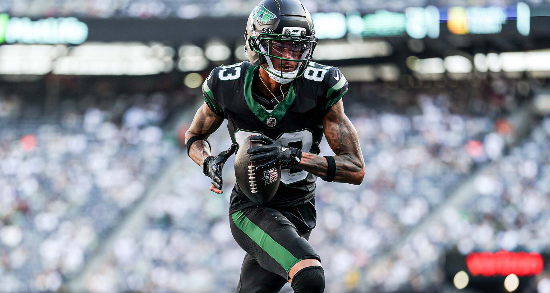 Josh Reynolds defends Jets' offensive coordinator amid struggles