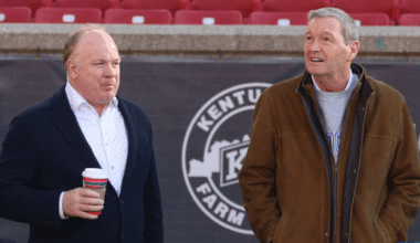 bbnfl-week-6-ray-davis-scores-his-first-td-of-the-season (1)