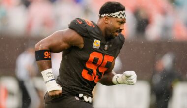 Cleveland Browns defensive end Myles Garrett (95) runs off the field after warm ups before an NFL football game against the Miami Dolphins in Cleveland, Sunday, Oct. 19, 2025. (AP Photo/Sue Ogrocki)
