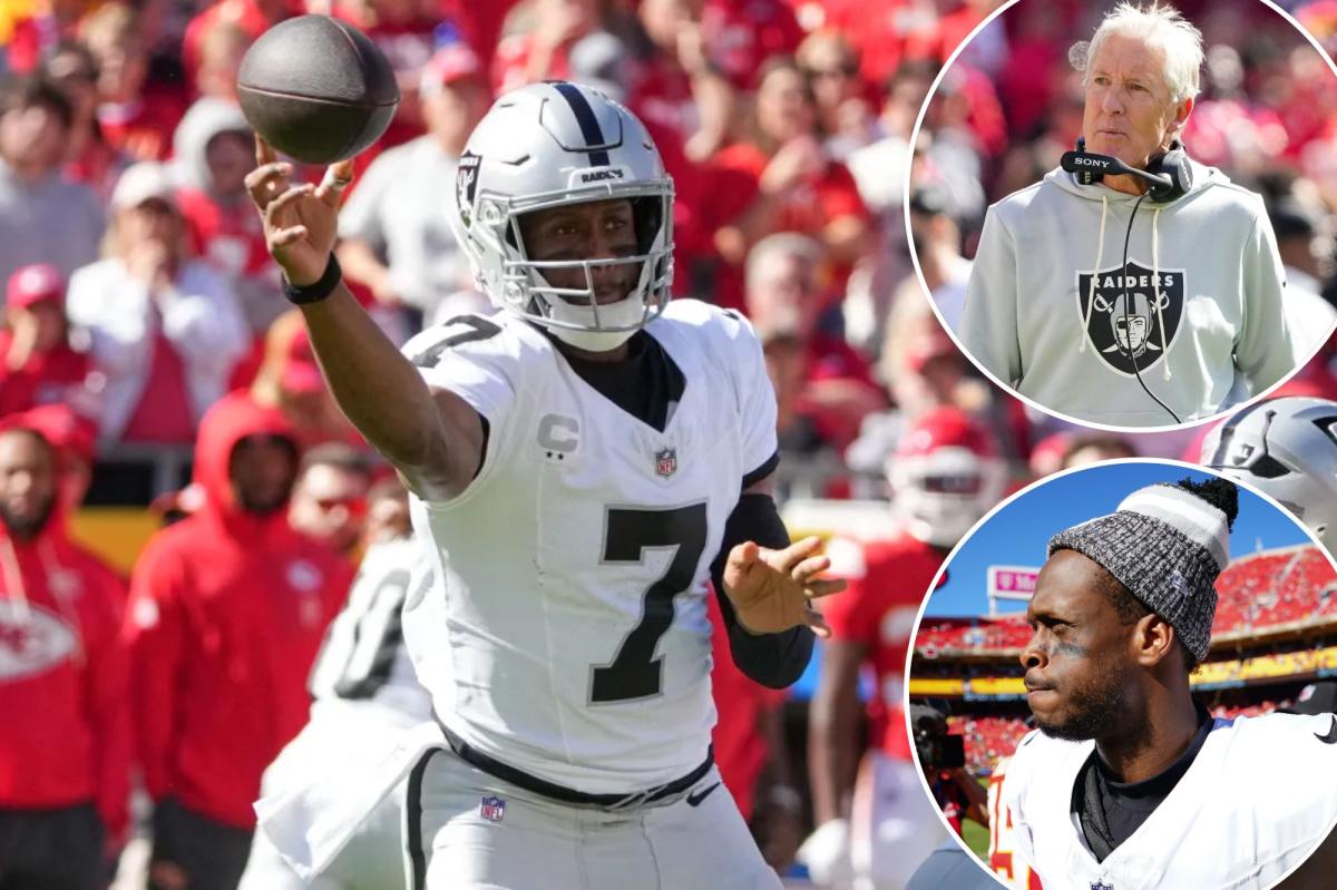 Raiders bench Geno Smith vs. Chiefs as season spirals