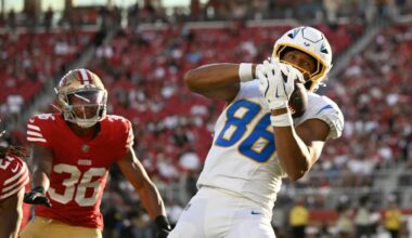 'Thursday Night Football' Week 8 picks, odds, props