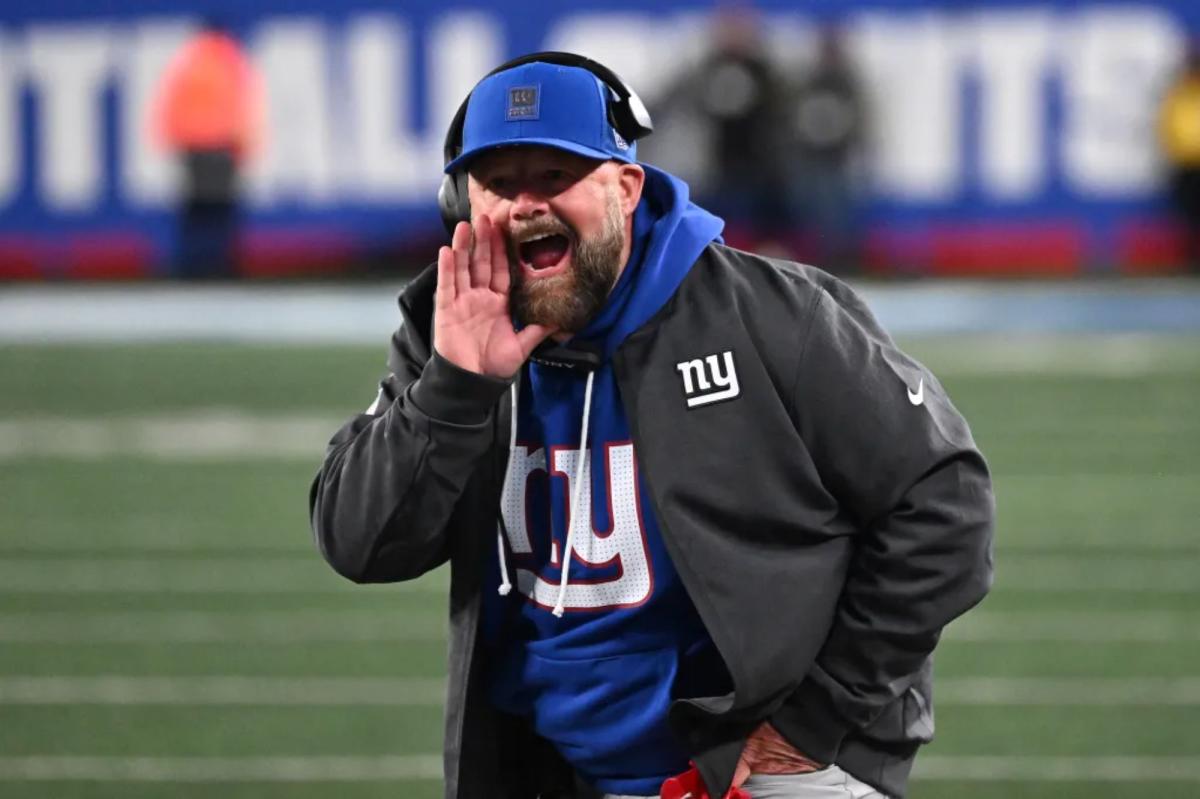 Brian Daboll needs to make his Giants stand now — or else