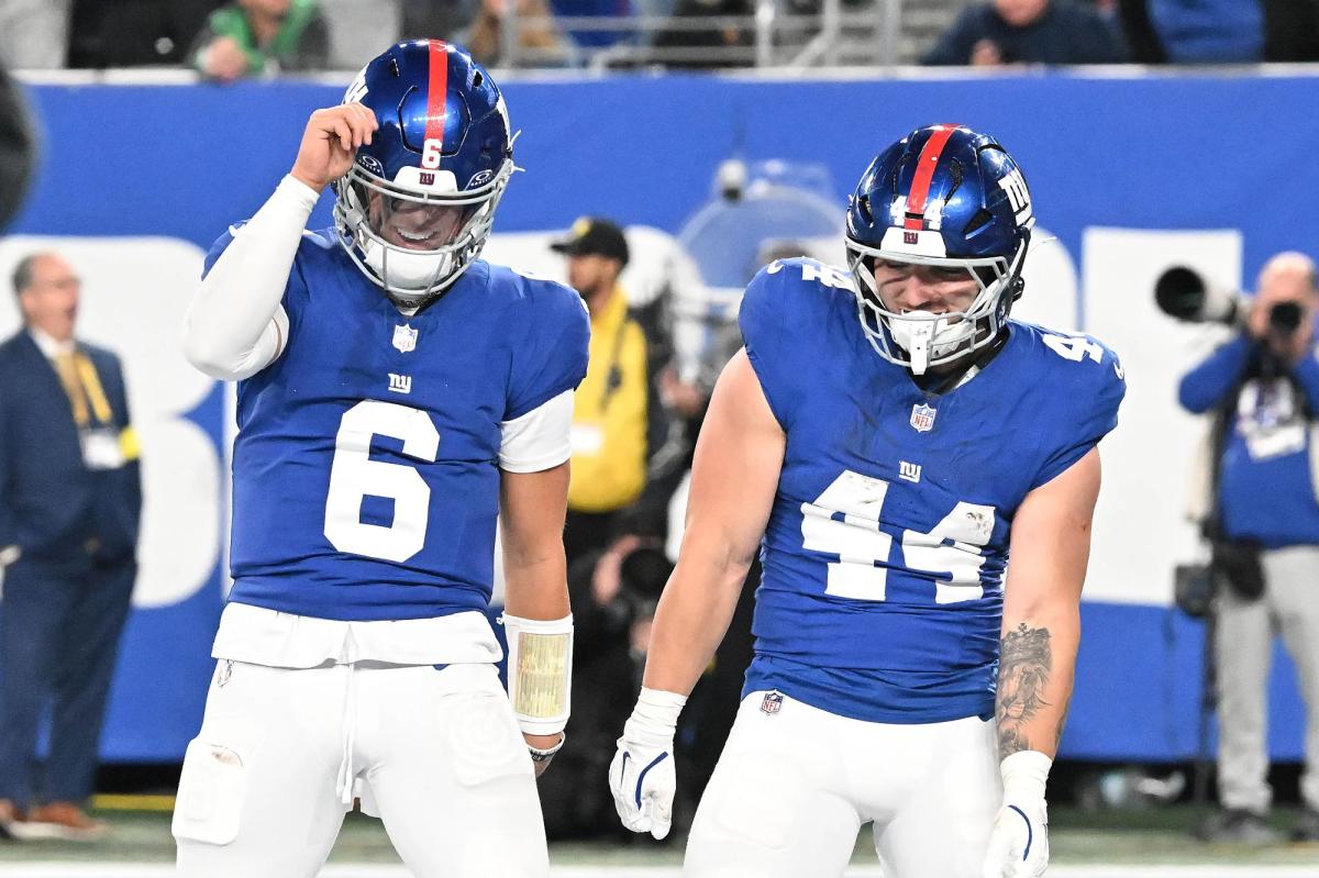 The Giants' dynamic Blue Brothers need to take this act on the road
