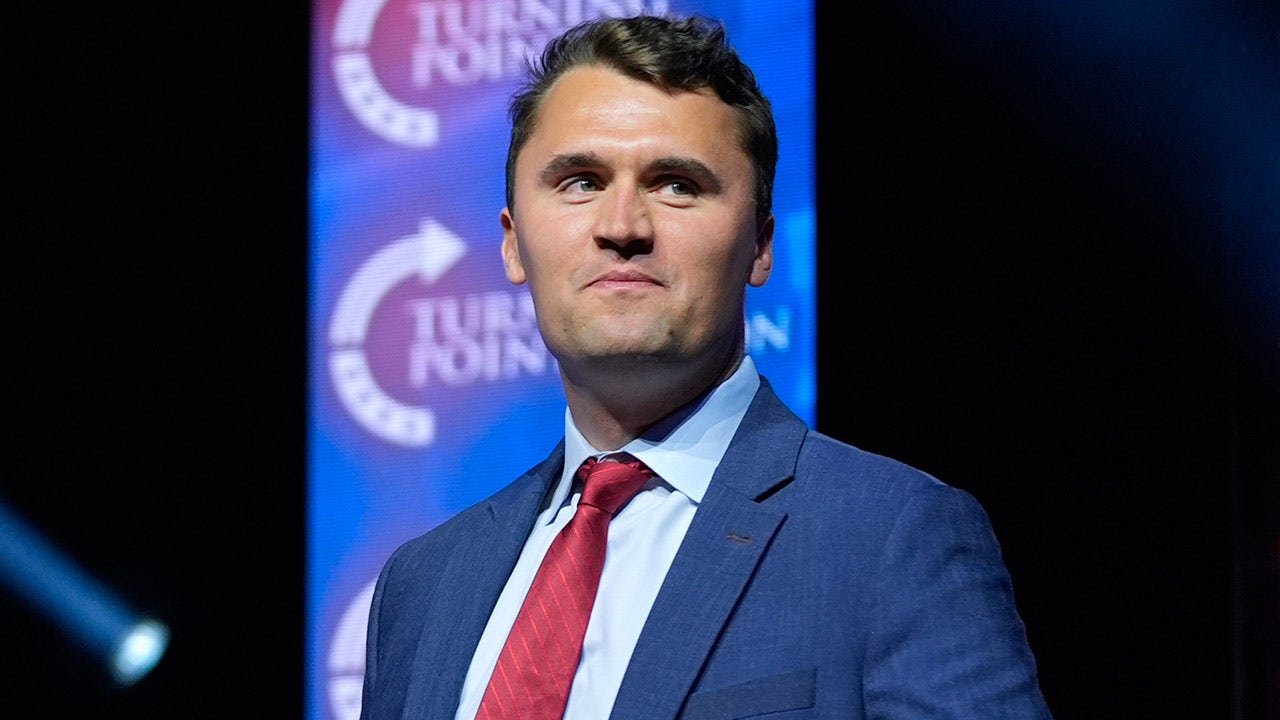Texans fail to mention Charlie Kirk in moment of silence