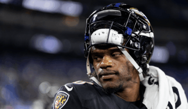 Ravens' Lamar Jackson (hamstring) questionable to play Sunday vs. Bears