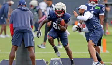 Patriots add running back, ex-starting safety to active roster