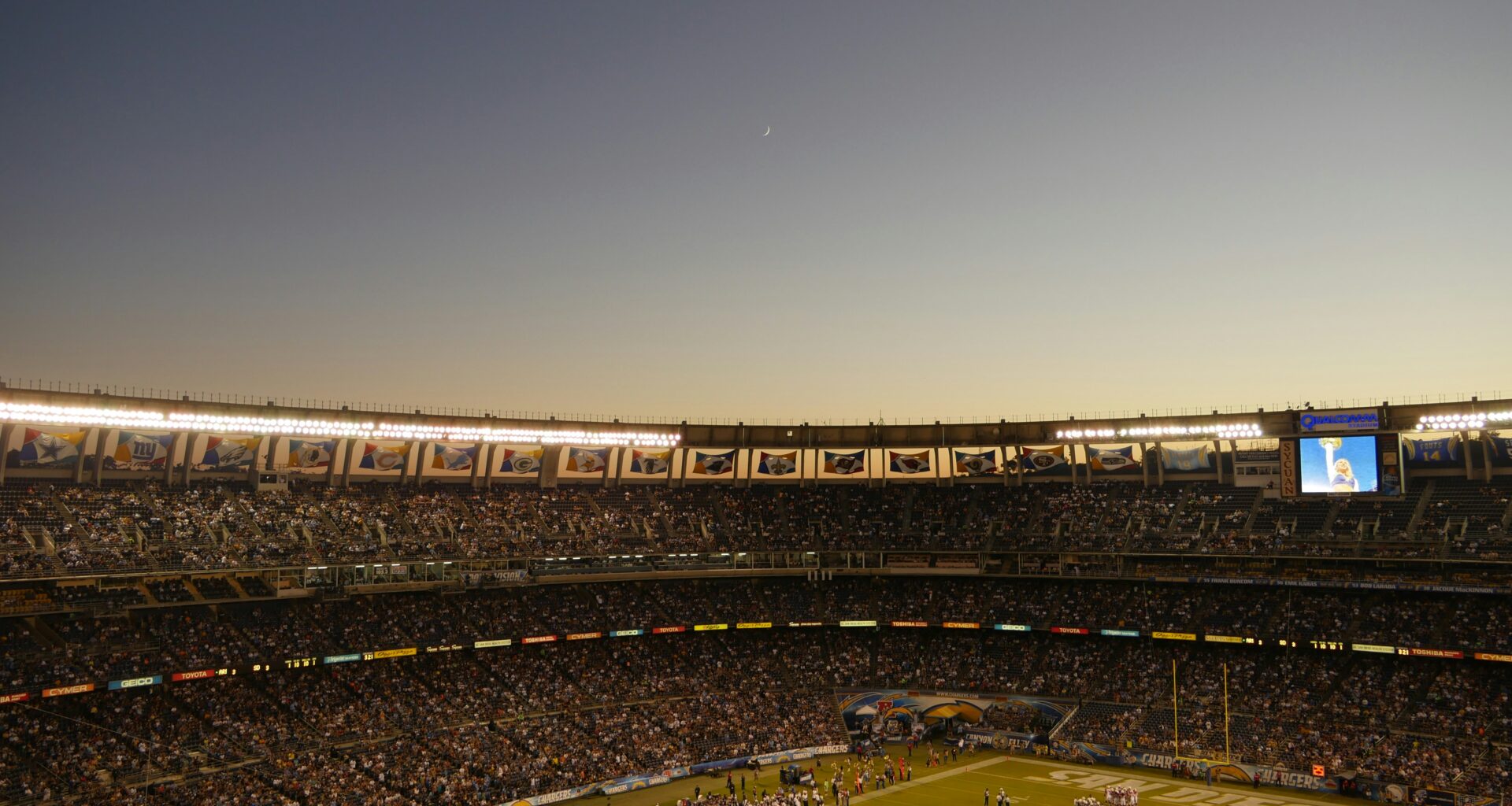 Atlanta Falcons Latest News (October 2025): Key Injuries, Roster Changes, and the Road Ahead for the Playoffs