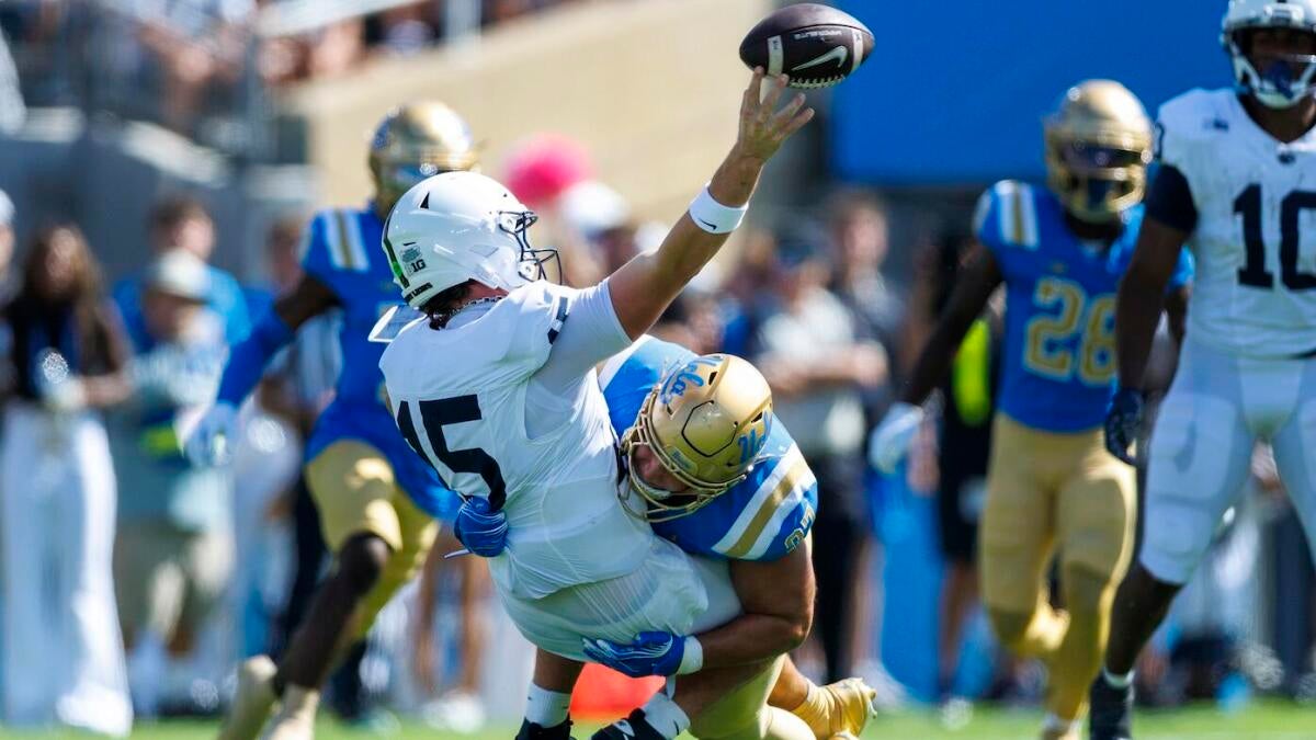 College football rankings: Penn State debuts, North Carolina reappears in Bottom 25